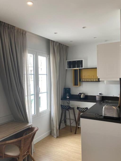 Studio Saint Germain Des Pres Paris Extérieur photo